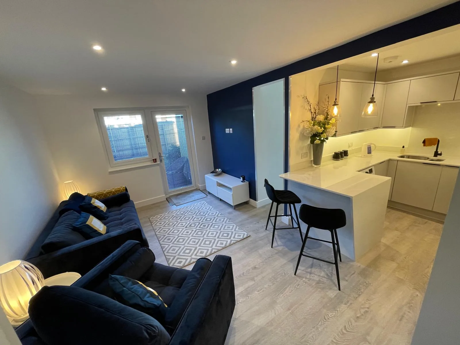 Arctic Starburst quartz kitchen worktop installation